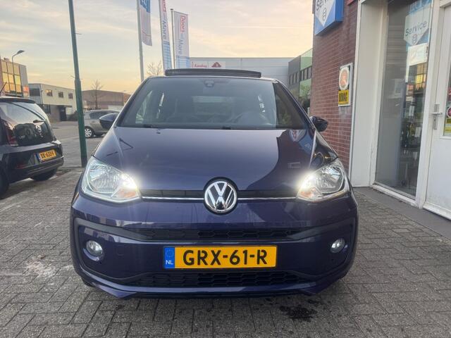 Volkswagen UP! 1.0 55kW 5drs High Up! Aut. Panoramadak-Camera-Stoelverwarming