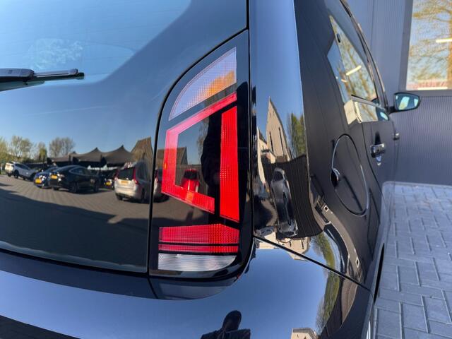 Volkswagen UP! 1.0 BMT Move Up! / Airco / Bluetooth / 5 Deurs