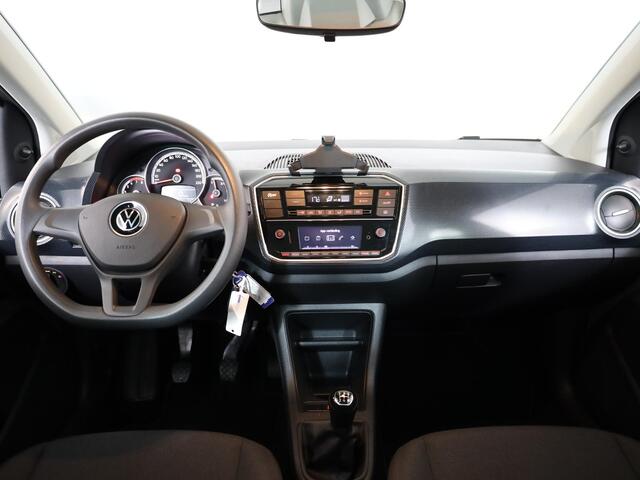 Volkswagen UP! 1.0 65 pk | Verlengde garantie | Navigatie via App | Autom. airco | Cruise control | Parkeersensoren achter | Achteruitrijcamera |