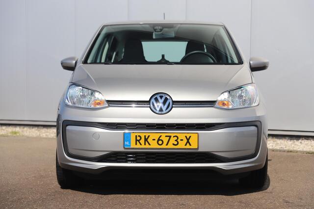 Volkswagen UP! 1.0 BMT Move up! 5DRS Airco Radio Bluetooth All-Season Banden NAP!