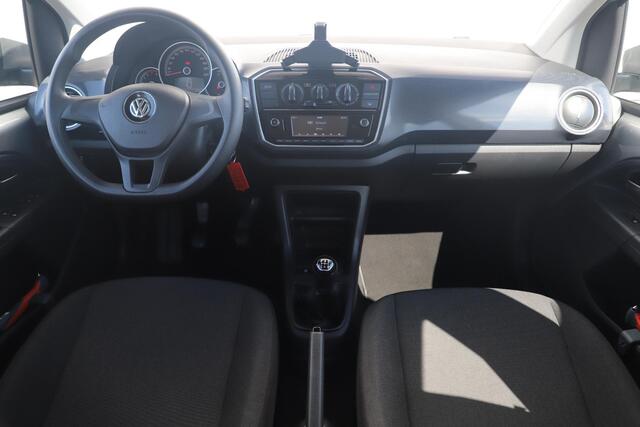 Volkswagen UP! 1.0 BMT Move up! 5DRS Airco Radio Bluetooth All-Season Banden NAP!