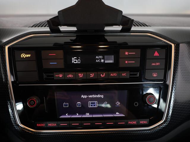 Volkswagen UP! 1.0 65 pk | Verlengde garantie | Navigatie via App | Autom. airco | Cruise control | Parkeersensoren achter | Achteruitrijcamera |