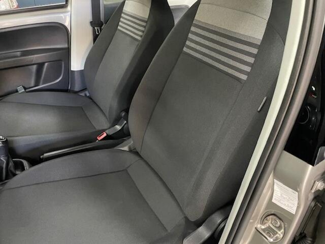 Volkswagen UP! 1.0 BMT MOVE UP! / LED / BLUETOOTH / AUX / AIRCO / ISOFIX