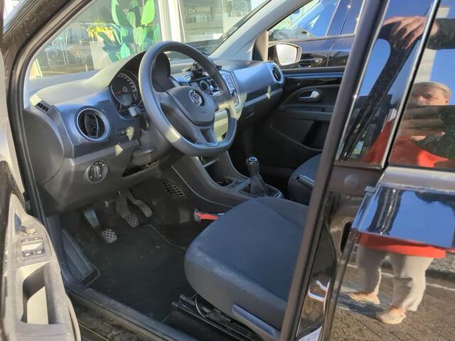 Volkswagen UP! 1.0 BMT 60pk Move Up Executive Airco