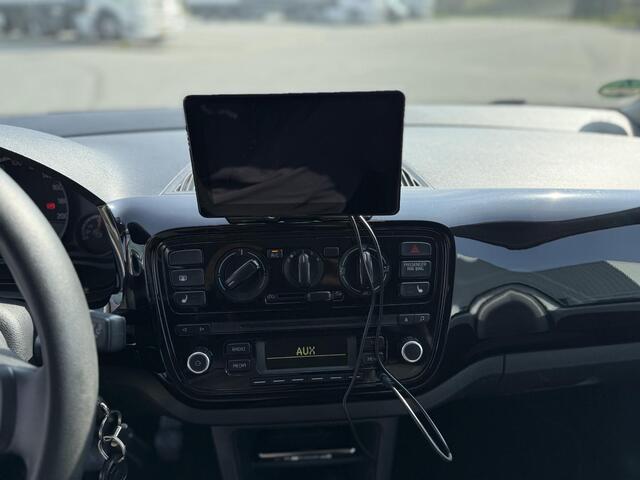 Volkswagen UP! 1.0 move up! BlueMotion 1ste EIGENAAR/APPLE CARPLAY/STOELVERWARMING/LM VELGEN