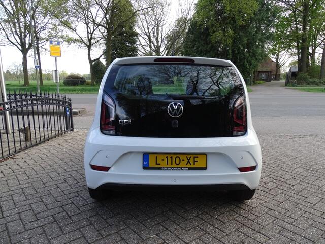 Volkswagen UP! 1.0 Dab PDC Clima Camera
