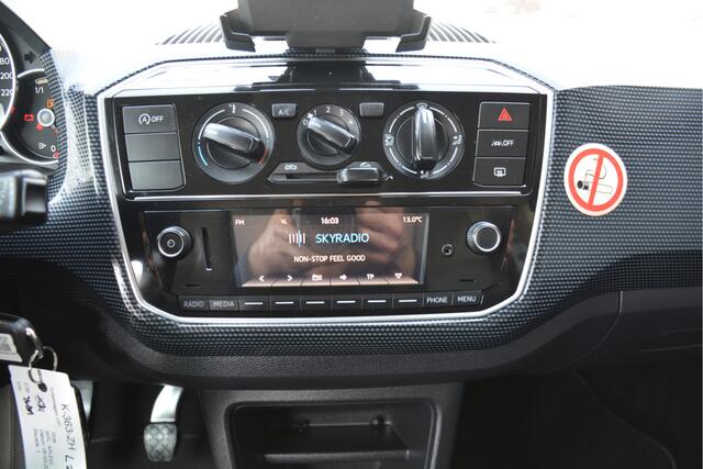 Volkswagen UP! 1.0 Bluetooth DAB