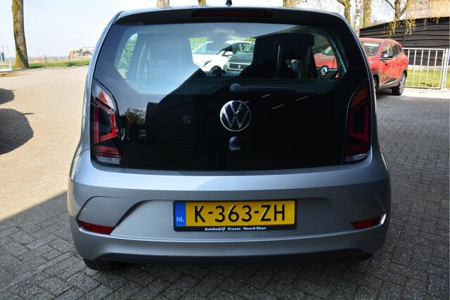 Volkswagen UP! 1.0 Bluetooth DAB