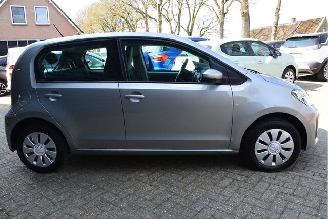 Volkswagen UP! 1.0 Bluetooth DAB