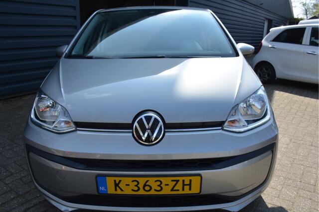 Volkswagen UP! 1.0 Bluetooth DAB