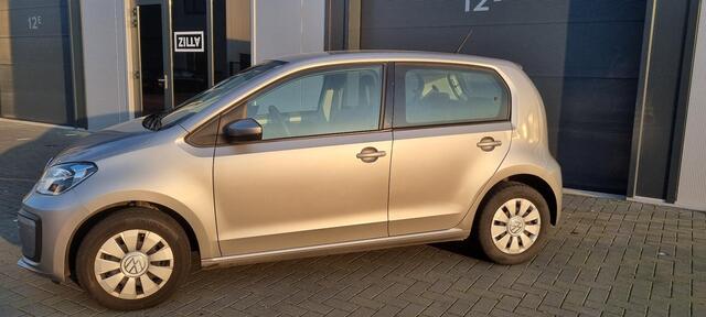 Volkswagen UP! 1.0 | NL AUTO | Luxe Uitvoering | Achteruitrijcamera | 5 deurs | Airco | Cruise Control |