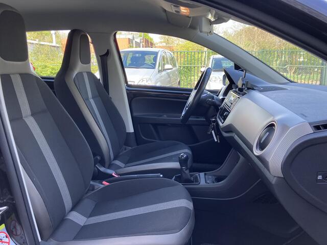 Volkswagen UP! 1.0 BMT high up! Camera Clima Cruise Stoelverw.