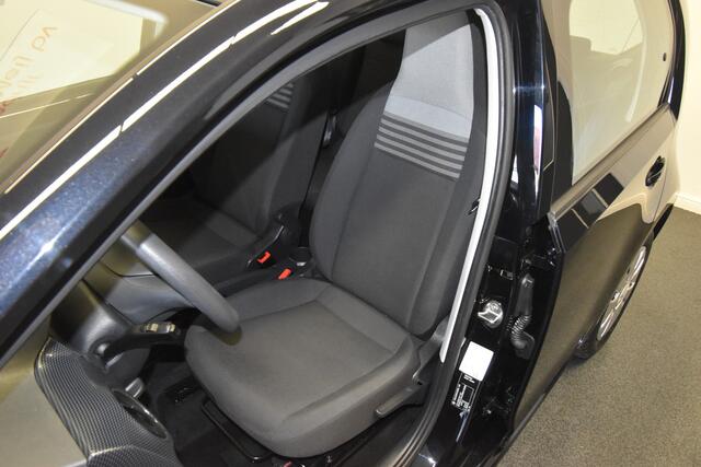 Volkswagen UP! 1.0 BMT move up! , CLIMATRONIC , CR CONTROL , A UITRIJ CAM , PDC A ,
