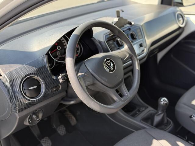 Volkswagen UP! 1.0 CAMERA/CRUISE/AIRCO/PDC/STOELVERWARMING