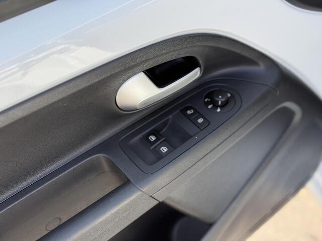 Volkswagen UP! 1.0 CAMERA/CRUISE/AIRCO/PDC/STOELVERWARMING