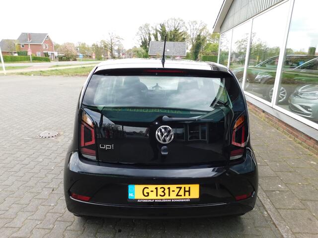 Volkswagen UP! 1.0MPI 60PK MOVE UP!! All-in Prijs! 1 jaar garanti