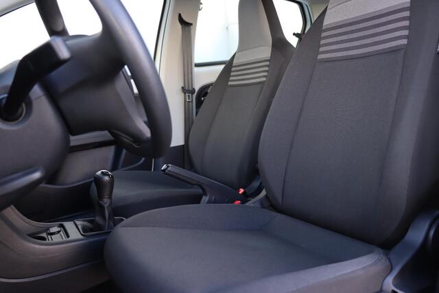 Volkswagen UP! 1.0 MPI Move Up! 65pk 5-Deurs
