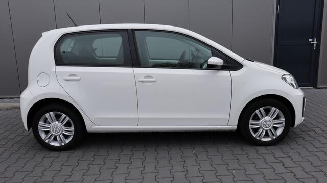 Volkswagen UP! 1.0 BMT high up!