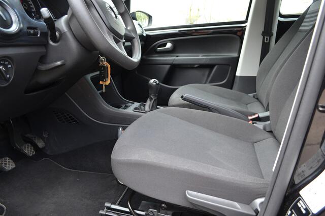 Volkswagen UP! 1.0 BMT move up!
