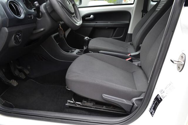 Volkswagen UP! 1.0 BMT move up! Pdc Cruise Trekhaak Airco