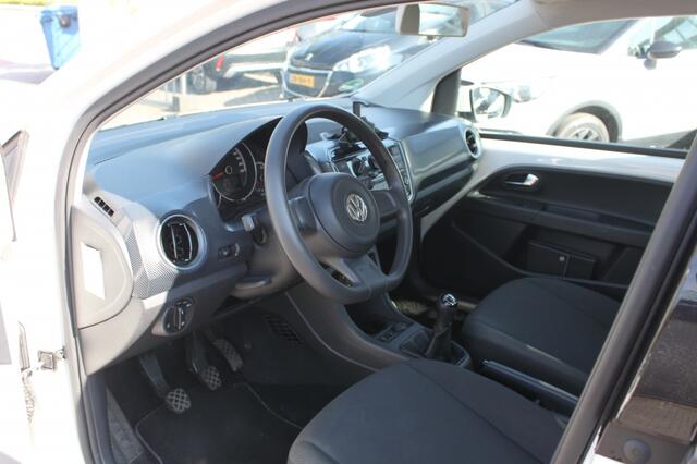 Volkswagen UP! 1.0 BMT move up!
