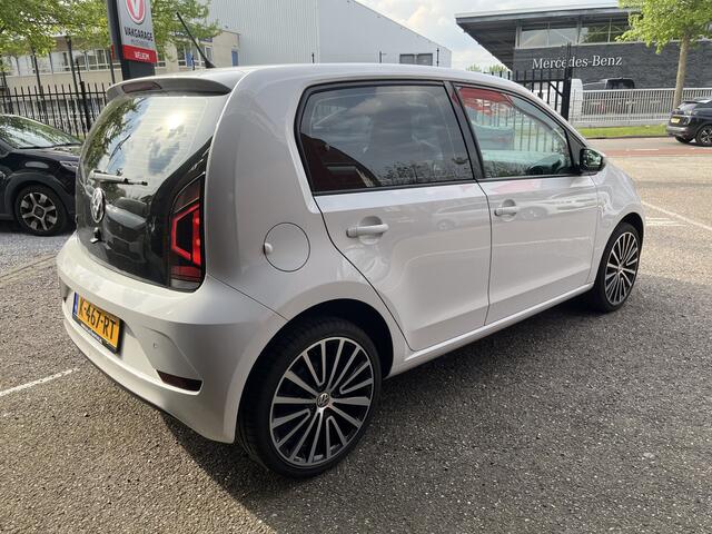 Volkswagen UP! 1.0 BMT move up! // CAMERA // CRUISE CONTROL // PDC // DAB // CLIMA //