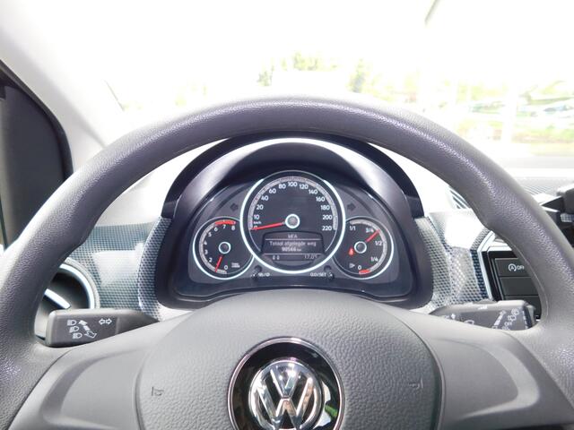 Volkswagen UP! 1.0MPI 60PK MOVE UP!! All-in Prijs! 1 jaar garanti