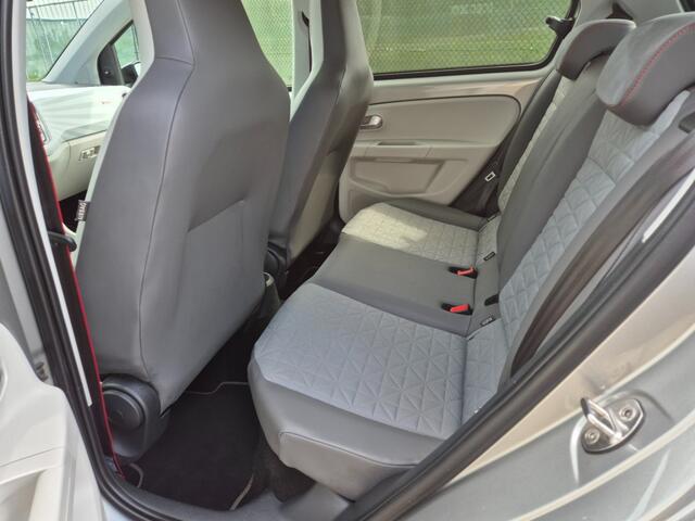 Volkswagen UP! 1.0TSI 90pk Pano Camera CC