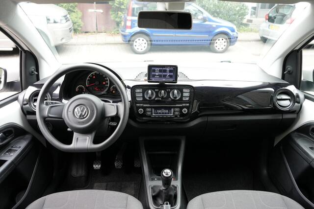 Volkswagen UP! 1.0 move up! BlueMotion | AIRCO | NAVI