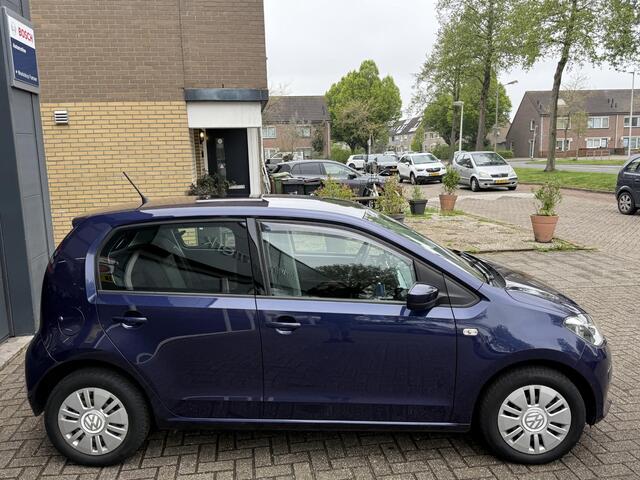 Volkswagen UP! 1.0 move up! BlueMotion / Airco/ Navigatie via app/ Bluetooth/ Elektrische ramen