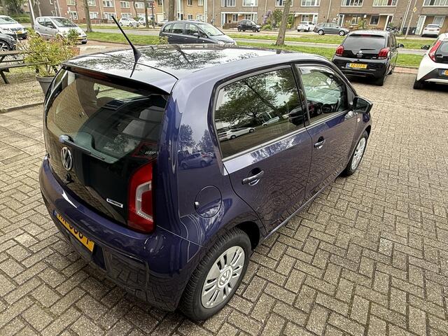 Volkswagen UP! 1.0 move up! BlueMotion / Airco/ Navigatie via app/ Bluetooth/ Elektrische ramen