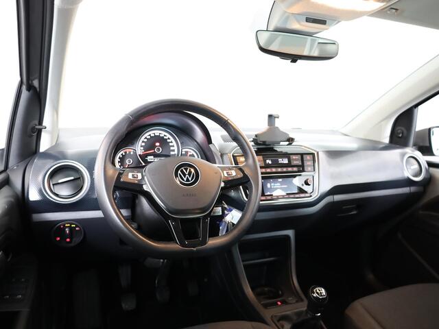 Volkswagen UP! 1.0 65 pk | Verlengde garantie | Navigatie via App | Autom. airco | Cruise control | Parkeersensoren achter | Achteruitrijcamera |