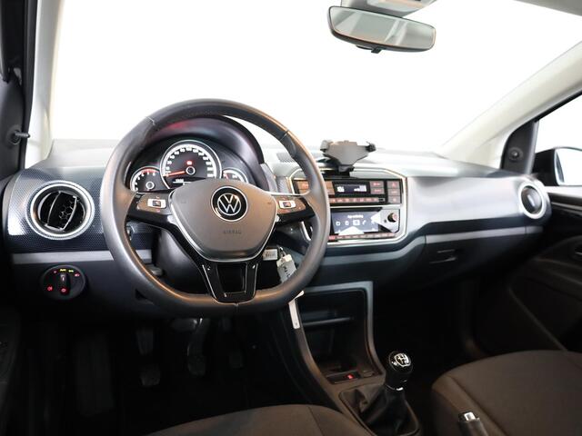 Volkswagen UP! 1.0 65 pk | Verlengde garantie | Navigatie via App | Autom. airco | Cruise control | Parkeersensoren achter | Achteruitrijcamera |