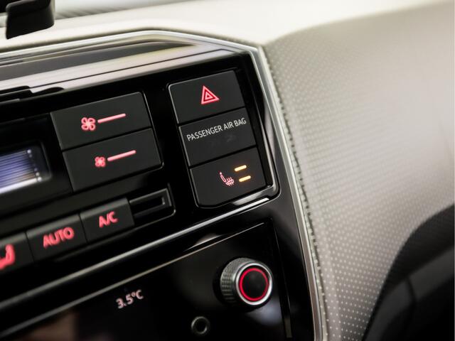 Volkswagen UP! 1.0 TSI Sportline High up! (FULL OPTION, SCHUIFDAK, LEDER, BLUETOOTH, STOELVERWARMING, GETINT GLAS, PARKEERSENSOREN, CRUISE, ZWART HEMEL, LM VELGEN, NIEUWSTAAT)