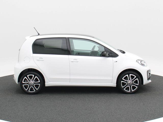 Volkswagen UP! 1.0 Move up! | Cruise Control | Achterruitrijcamera | Privacy Glass | 16 Inch | 33.154 Km!!