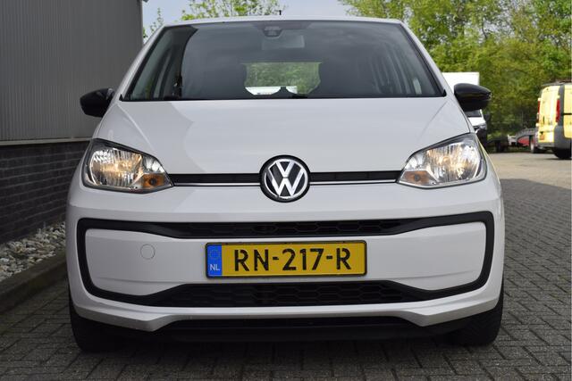 Volkswagen UP! 1.0 BMT move up! DAB, A/C, NAP