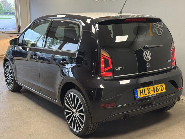 Volkswagen UP! 1.0 TSI high up! Stoelverwarming/Parkeersensoren/Stuurwielbediening