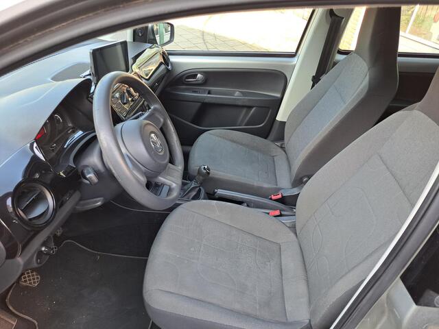 Volkswagen UP! 1.0 move up! BlueMotion
