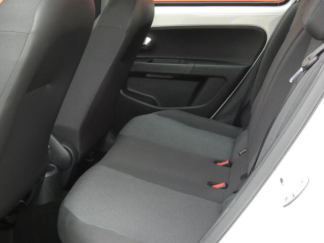 Volkswagen UP! 1.0 move up! BlueMotion/ mooie auto!