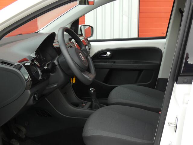 Volkswagen UP! 1.0 move up! BlueMotion/ mooie auto!