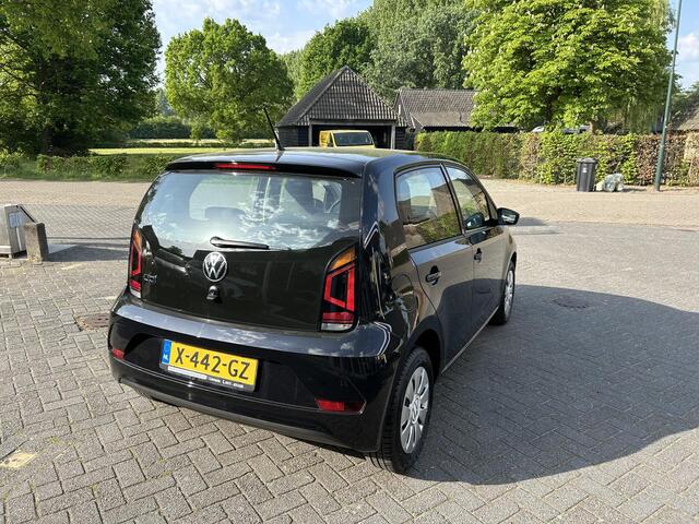 Volkswagen UP! 1.0
