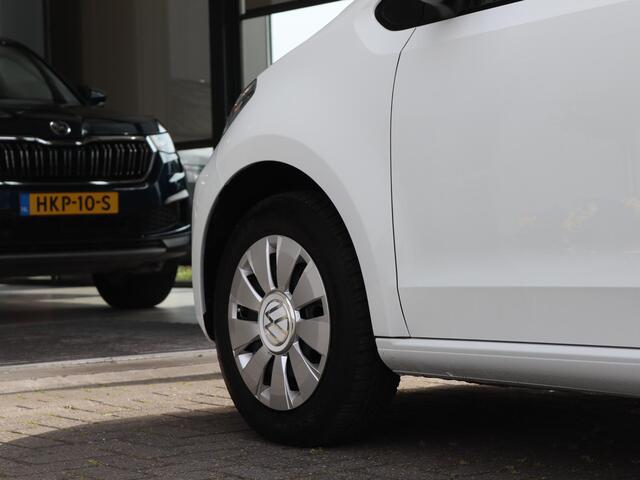 Volkswagen UP! 1.0 65 pk | Cruise Control | Climatronic | Camera | PDC Achter | Bluetooth | 1ST Eigenaar | Fabrieksgarantie tot 25-07-2027 of 100.000km |