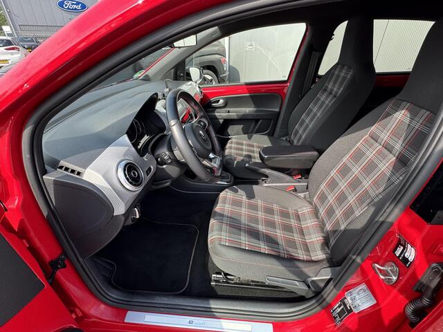 Volkswagen UP! e-Up! e-up! Style GTI interieur/ stoelverwarming/ Climate Control / Bluetooth /