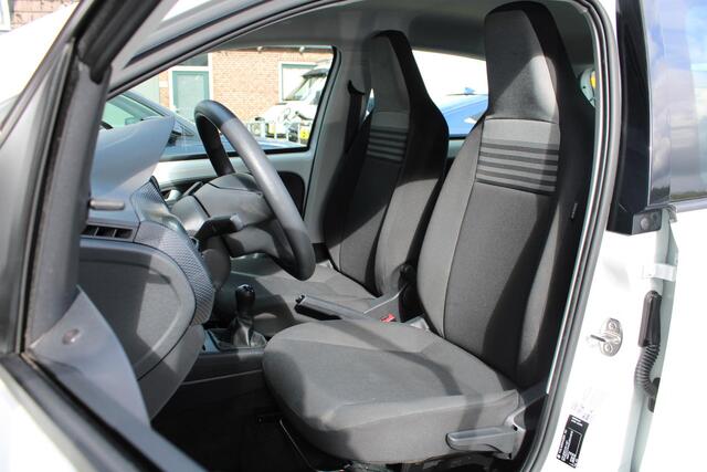 Volkswagen UP! 1.0 BMT move up! | LANE-ASSIST | CARPLAY | NL-AUTO+NAP! | AIRCO | ELEK-RAMEN | 5DR |