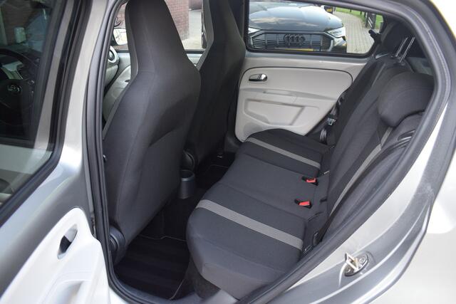 Volkswagen UP! 1.0 TSI 90pk High Up! Pano | Camera | Clima | Cruise