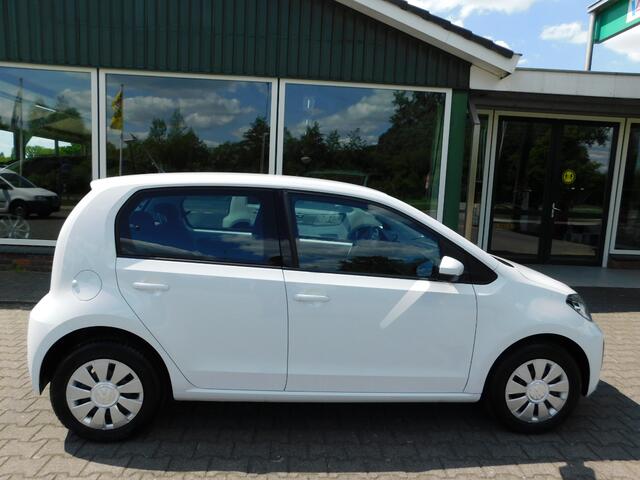 Volkswagen UP! 1.0MPI 60PK MOVE UP!! All-in Prijs! 1 jaar garanti