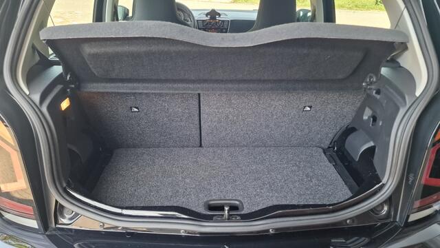 Volkswagen UP! 1.0 BlueMotion move up! Airco, NL Auto!