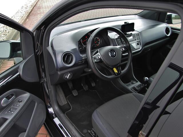Volkswagen UP! Active 5drs. Clima | Cruise | Camera | Vol!