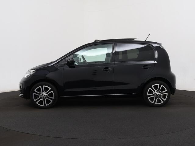 Volkswagen UP! 1.0 BMT high up! Panodak 05-2018