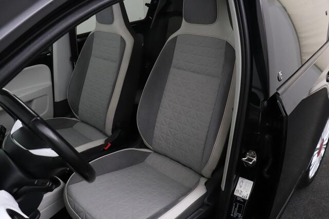 Volkswagen UP! 1.0 BMT up! beats Pano-Dak Camera Cruise Bluetooth